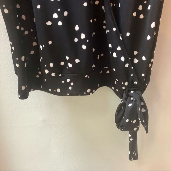 INC faux wrap black and white blouse woman’s size M - Picture 3 of 7